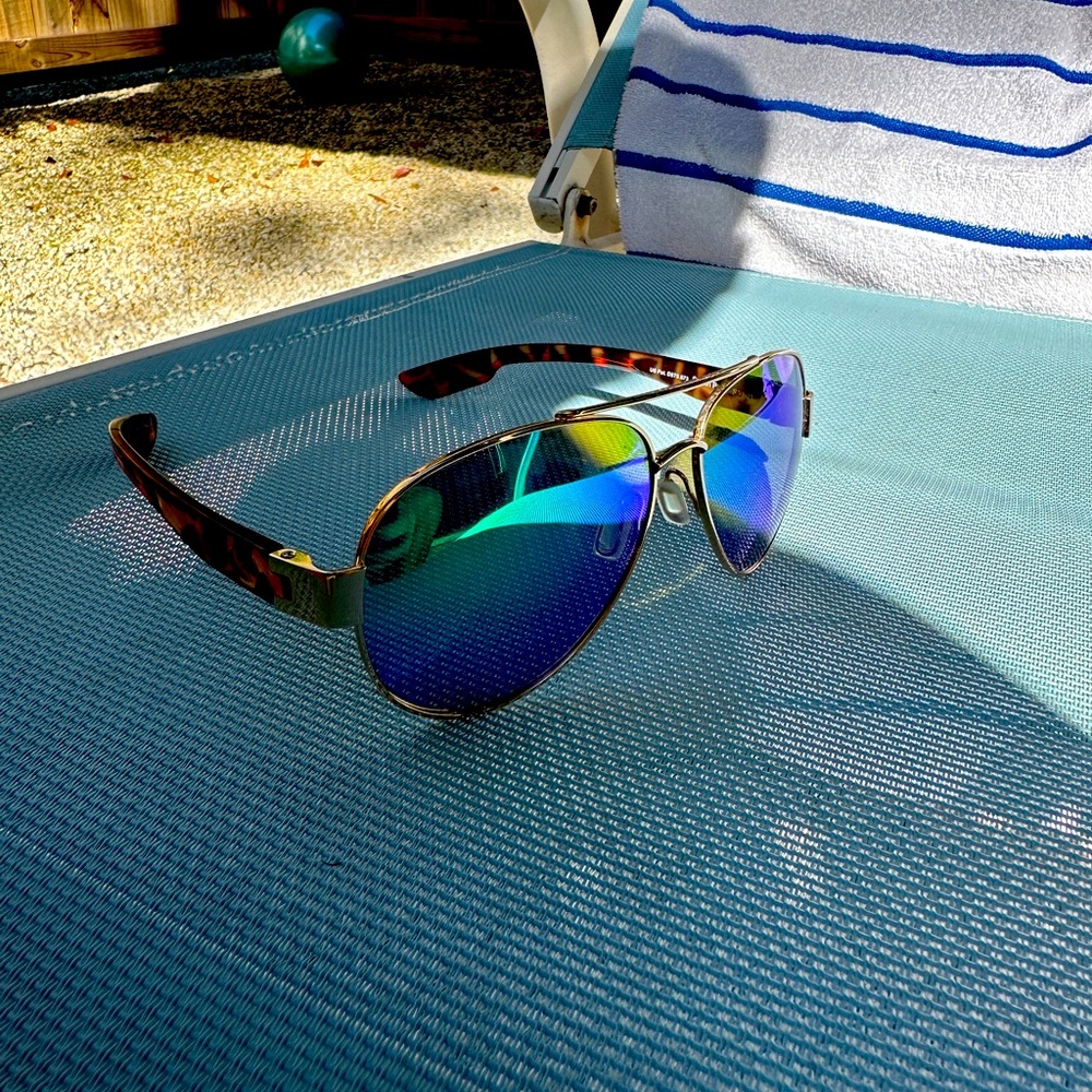 Costa Sunglasses Southpoint Aviator USED missing icons